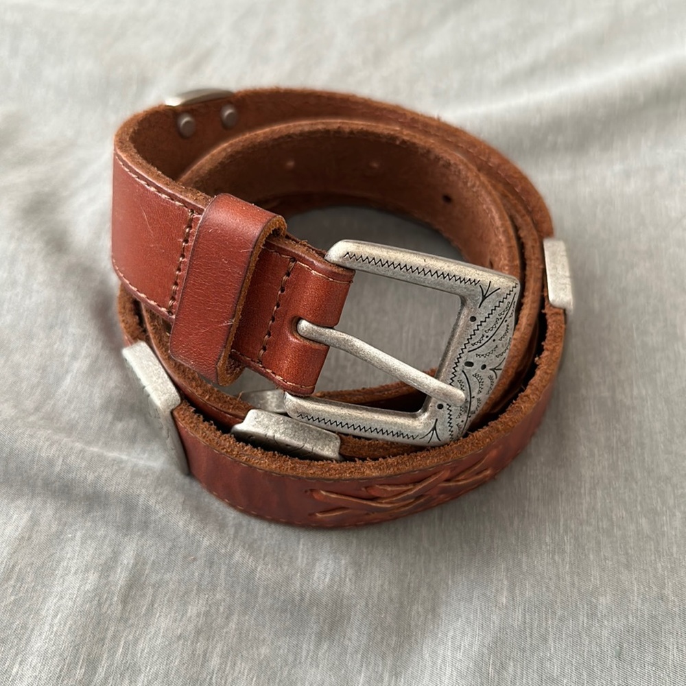Banana republic leather and silver western belt